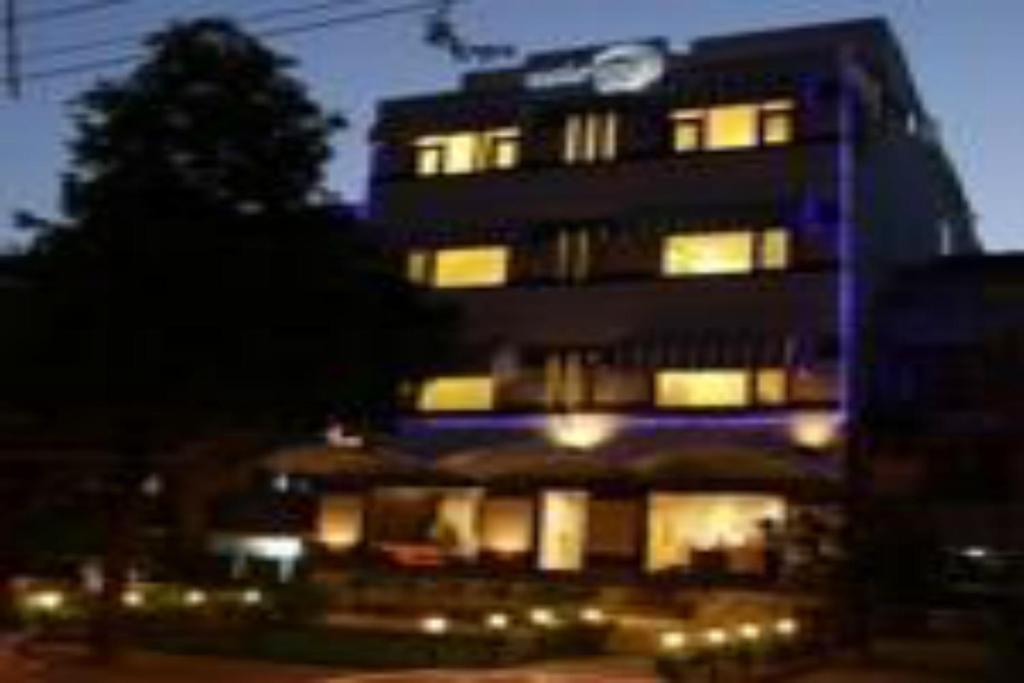 Fabhotel Aashraye New Delhi Extérieur photo